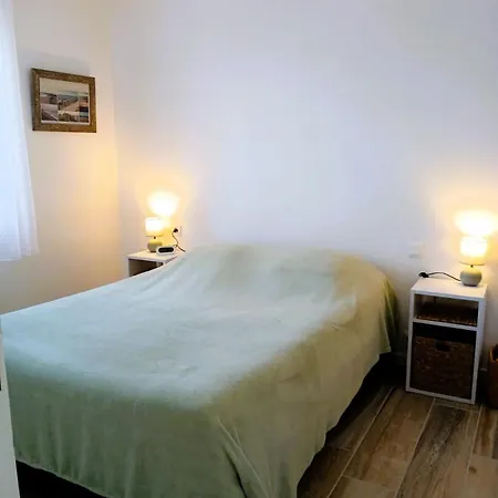 Le P Tit Proche De La *